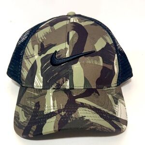 Nike Dri-FIT  AeroBill Legacy91